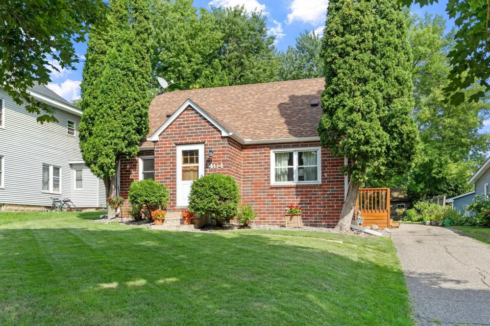 404 4th Avenue NW Buffalo, MN 55313