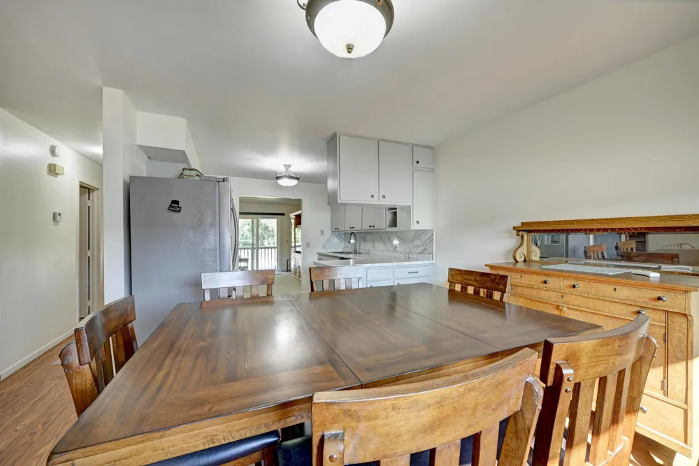 2725 9th Lane Anoka, MN 55303