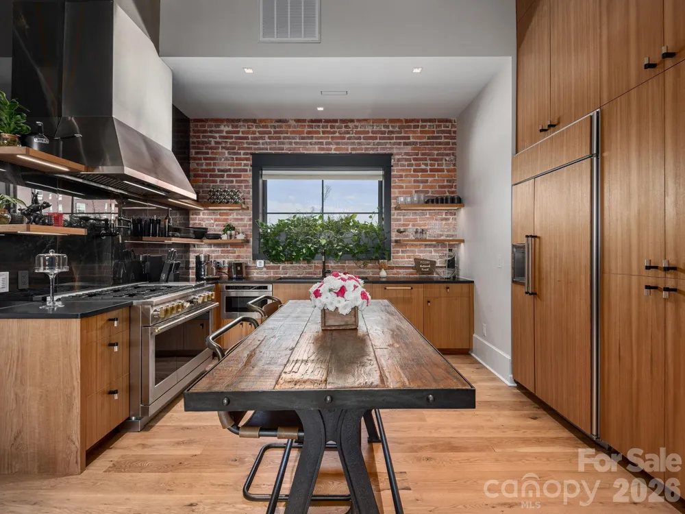 60 Haywood Street #4A Asheville, NC 28801