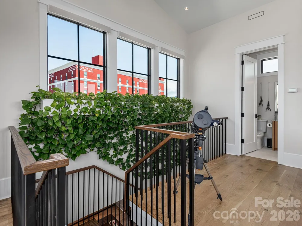 60 Haywood Street #4A Asheville, NC 28801