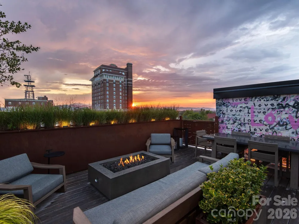 60 Haywood Street #4A Asheville, NC 28801