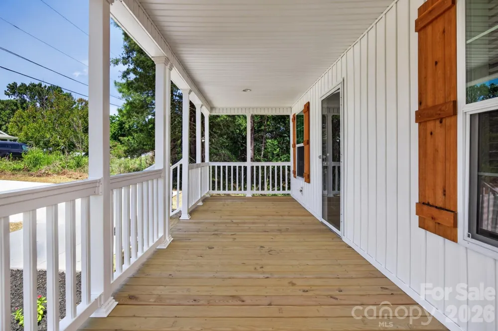 1303 Elrado Street Burlington, NC 27217