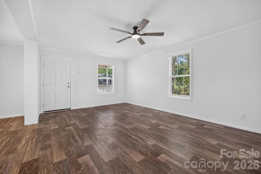 1303 Elrado Street Burlington, NC 27217