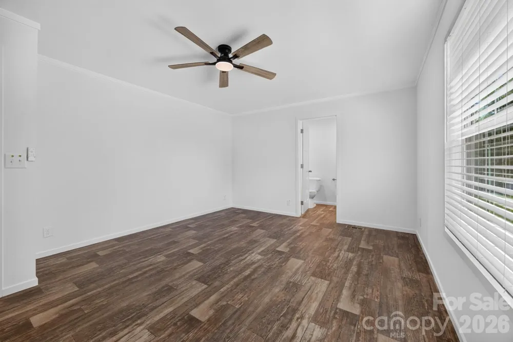 1303 Elrado Street Burlington, NC 27217