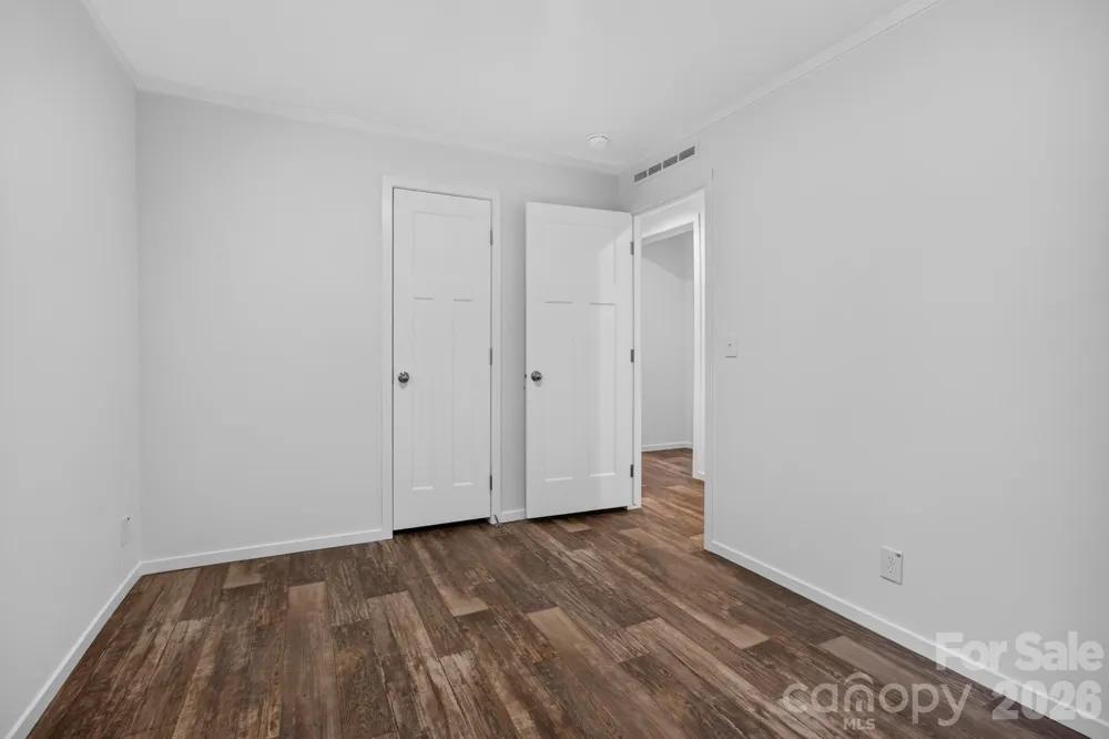 1303 Elrado Street Burlington, NC 27217
