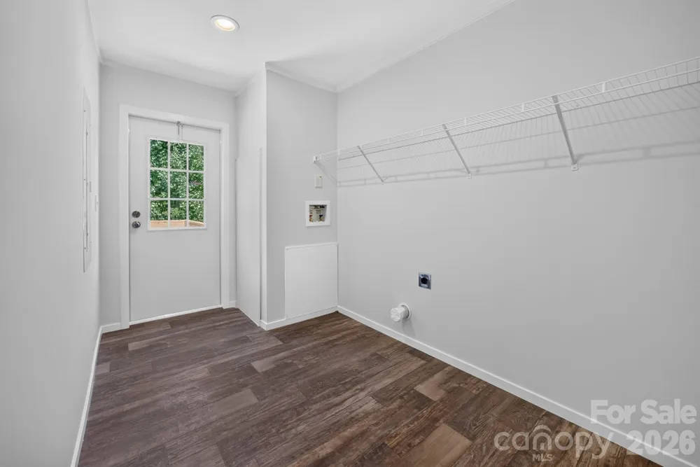 1303 Elrado Street Burlington, NC 27217