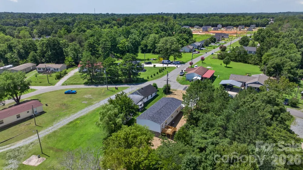 1303 Elrado Street Burlington, NC 27217