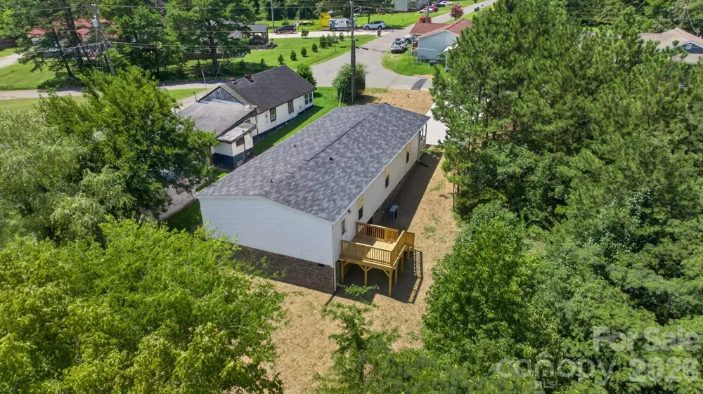 1303 Elrado Street Burlington, NC 27217