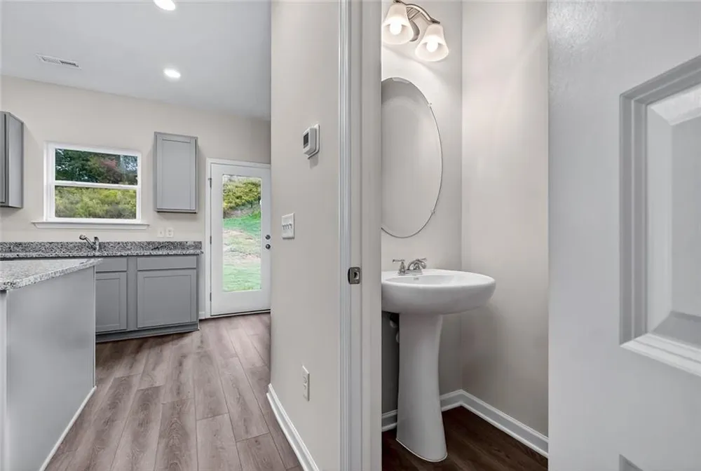 209 Rory Drive Calhoun, GA 30701