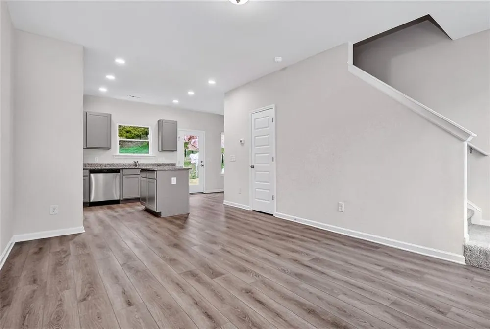 209 Rory Drive Calhoun, GA 30701
