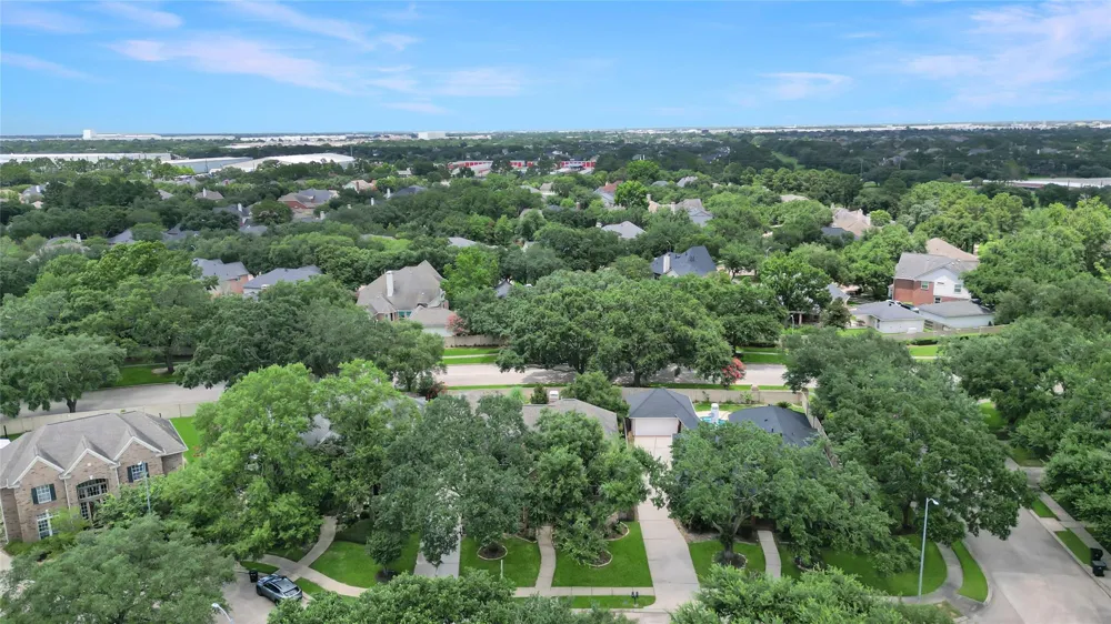 12506 Whispering Sands Court Houston, TX 77041