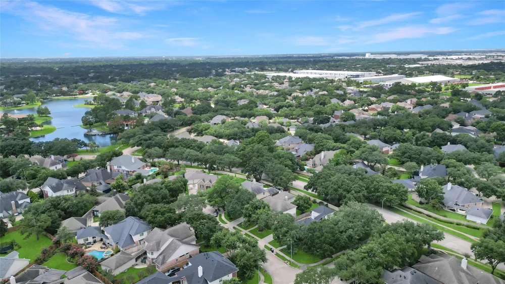 12506 Whispering Sands Court Houston, TX 77041