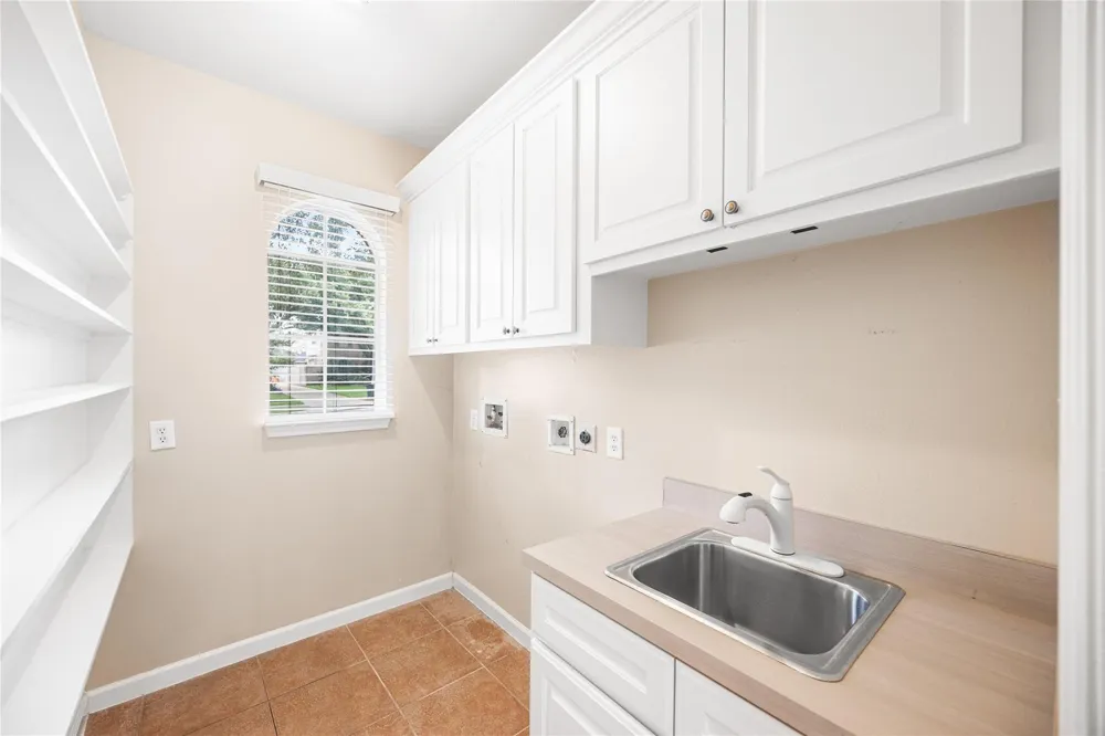12506 Whispering Sands Court Houston, TX 77041