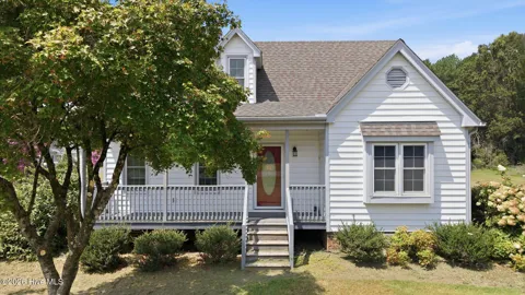 9438 Colonial Drive