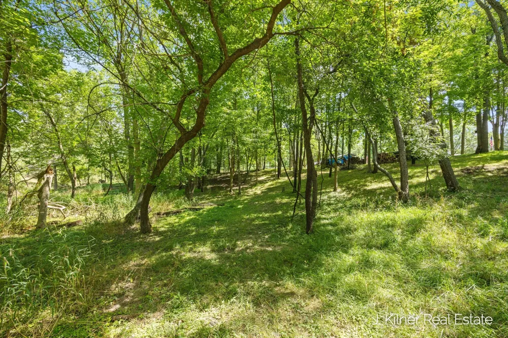 1859 Oakleigh Avenue NW Grand Rapids, MI 49504