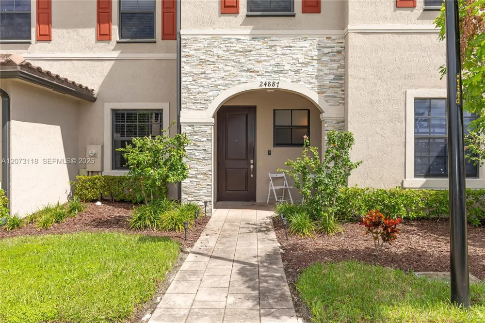 24887 SW 113th Pl Homestead, FL 33032