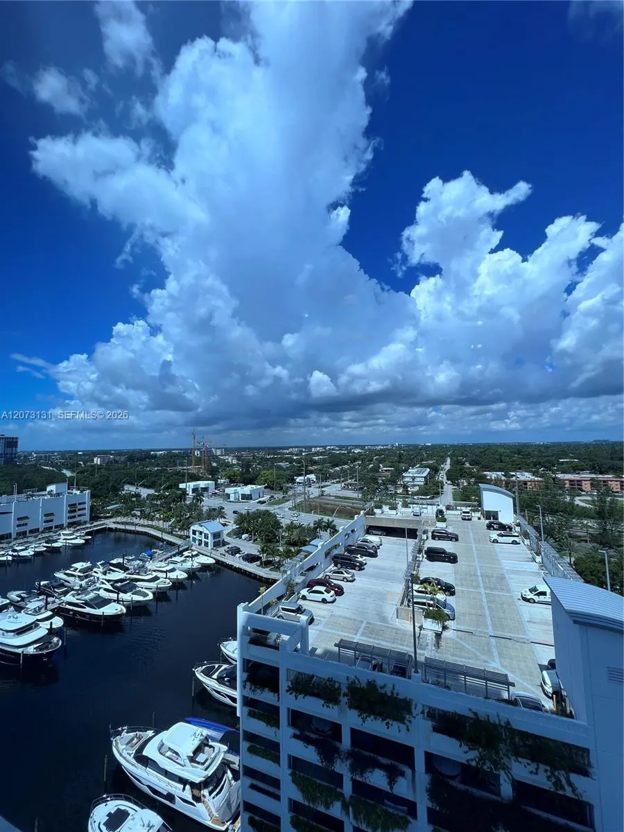17301 Biscayne Blvd #1402 North Miami Beach, FL 33160