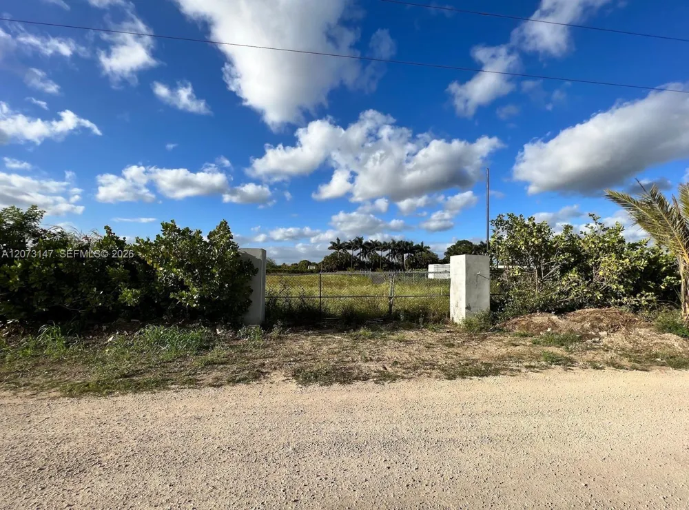 22135 SW 260th St Homestead, FL 33031
