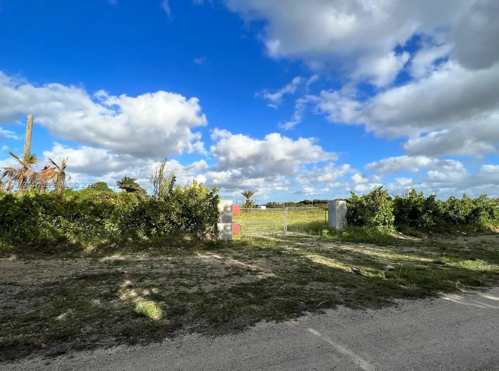 22135 SW 260th St Homestead, FL 33031