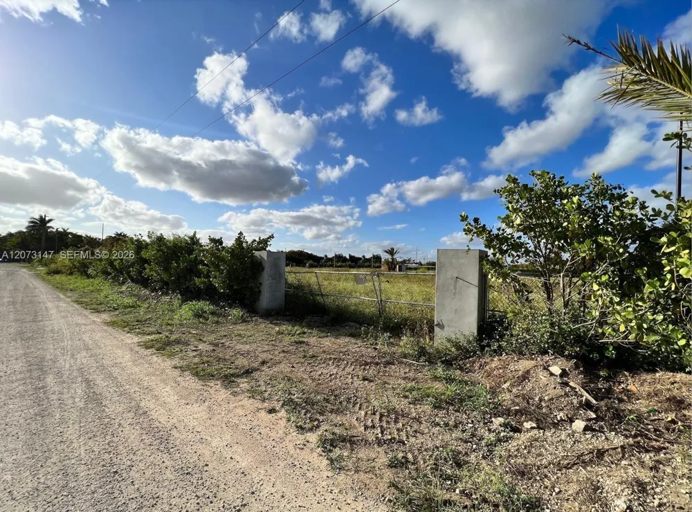 22135 SW 260th St Homestead, FL 33031