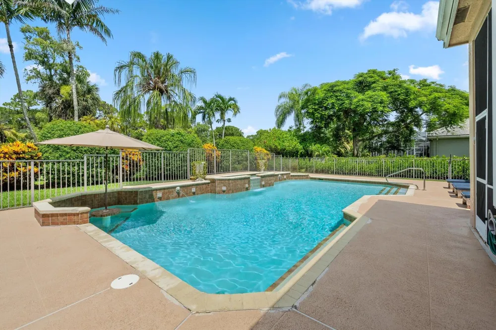 893 FOREST GLEN LANE Wellington, FL 33414