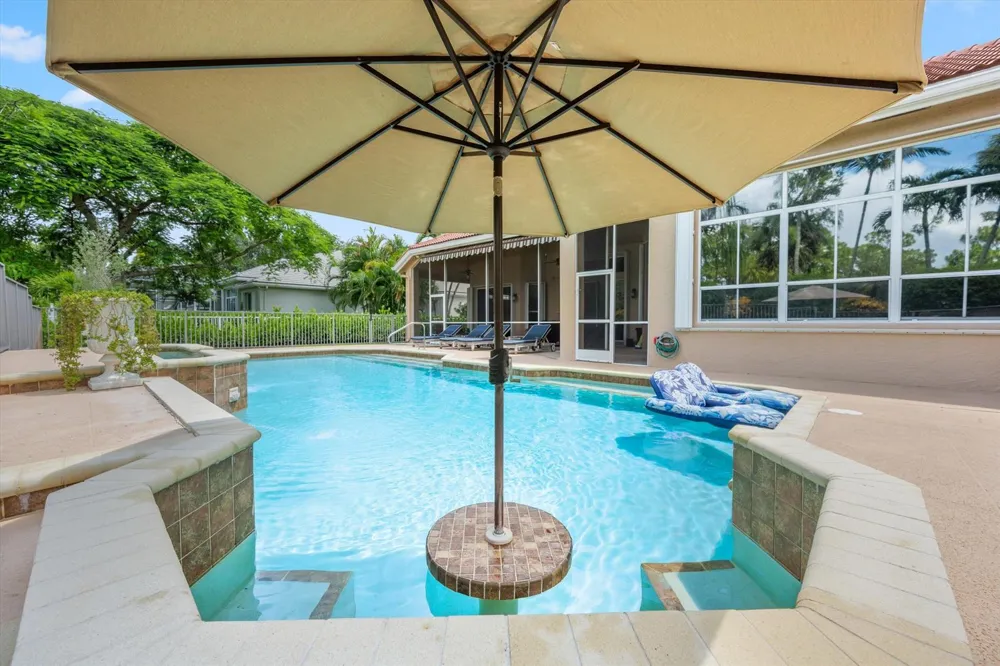 893 FOREST GLEN LANE Wellington, FL 33414