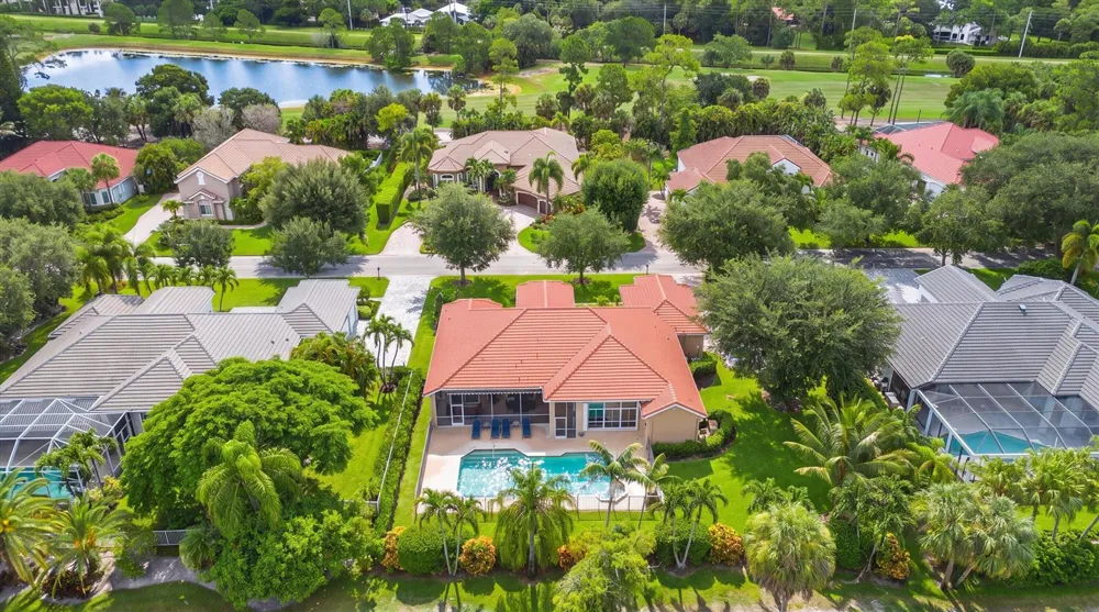 893 FOREST GLEN LANE Wellington, FL 33414