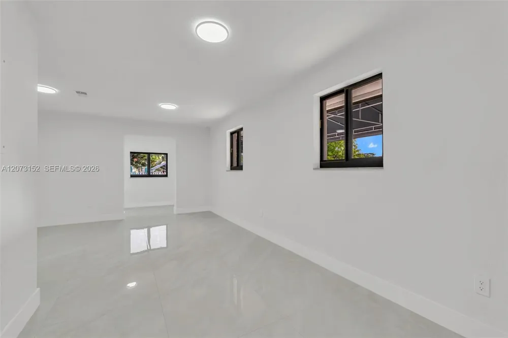11815 SW 222nd St Miami, FL 33170