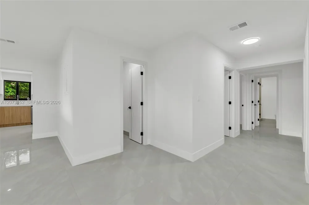 11815 SW 222nd St Miami, FL 33170