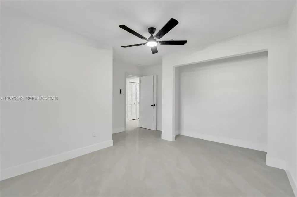 11815 SW 222nd St Miami, FL 33170