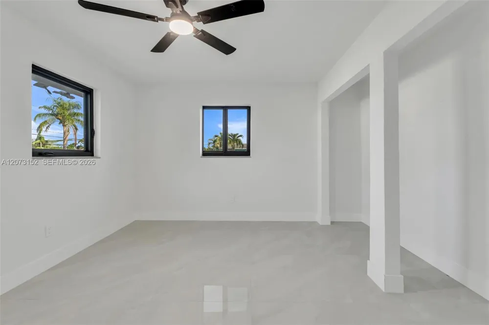 11815 SW 222nd St Miami, FL 33170