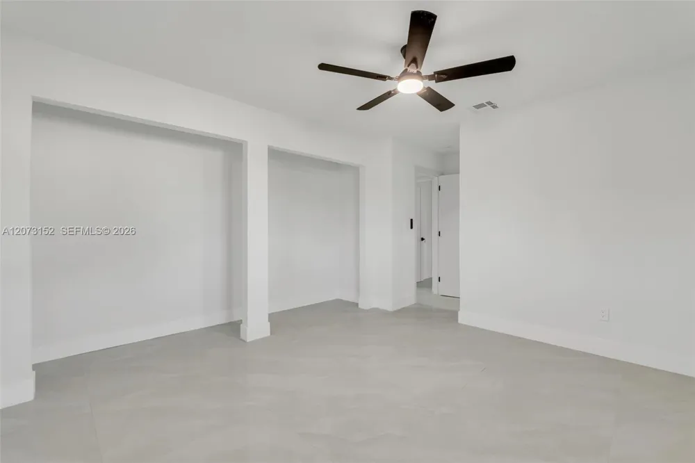 11815 SW 222nd St Miami, FL 33170