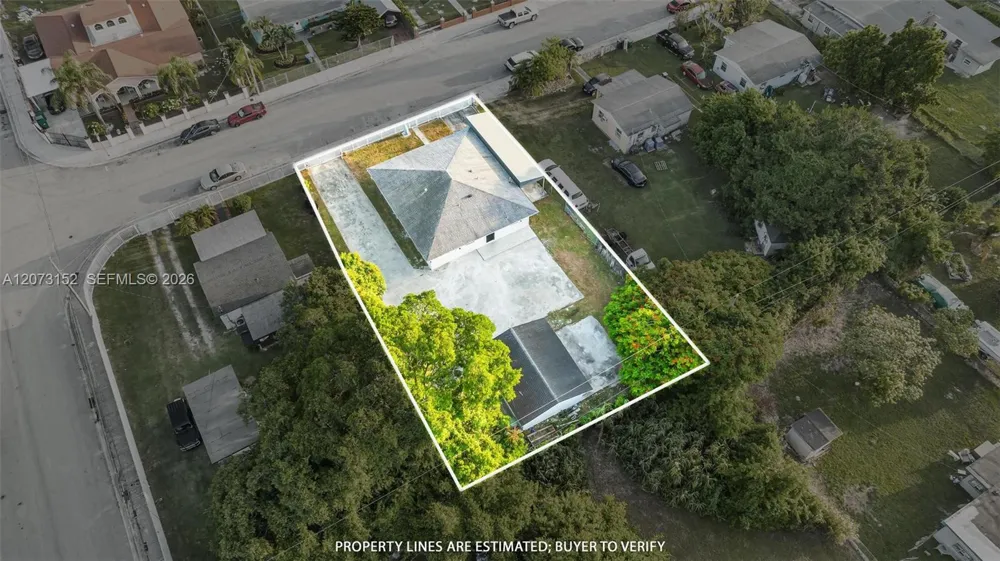 11815 SW 222nd St Miami, FL 33170