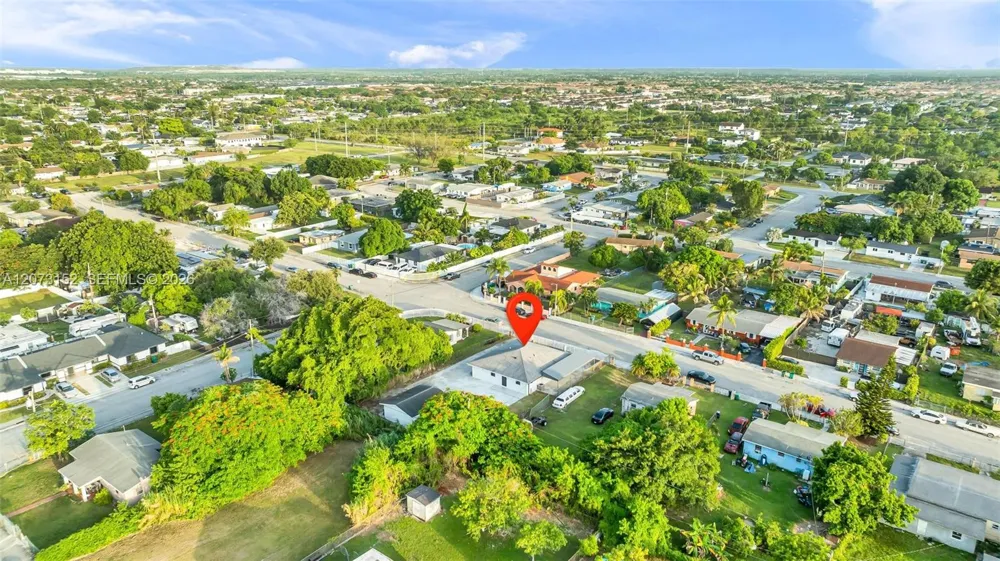 11815 SW 222nd St Miami, FL 33170