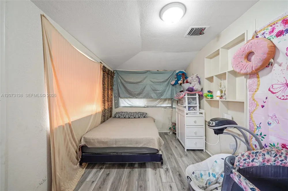 145 NW 6th Ave Florida City, FL 33034