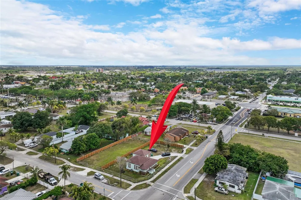 145 NW 6th Ave Florida City, FL 33034