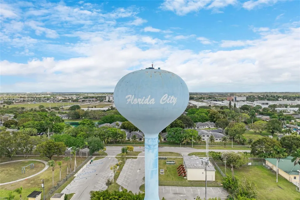 145 NW 6th Ave Florida City, FL 33034