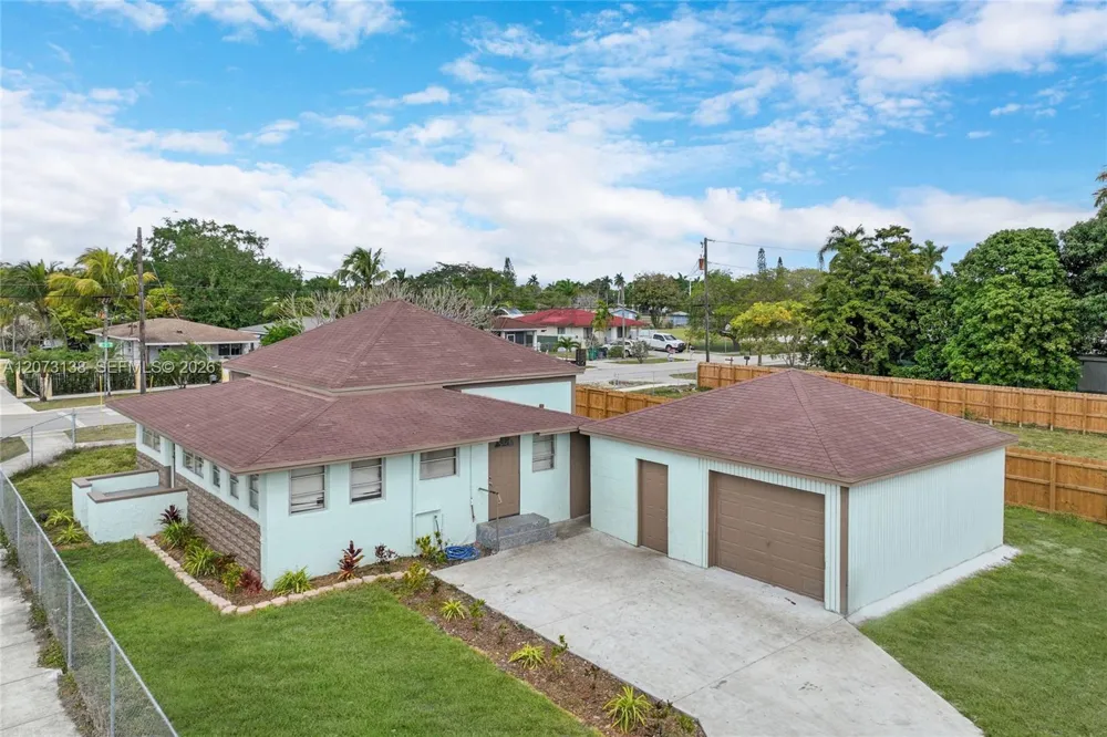145 NW 6th Ave Florida City, FL 33034