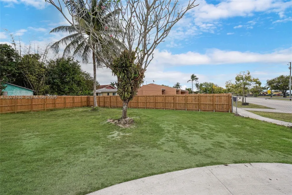 145 NW 6th Ave Florida City, FL 33034