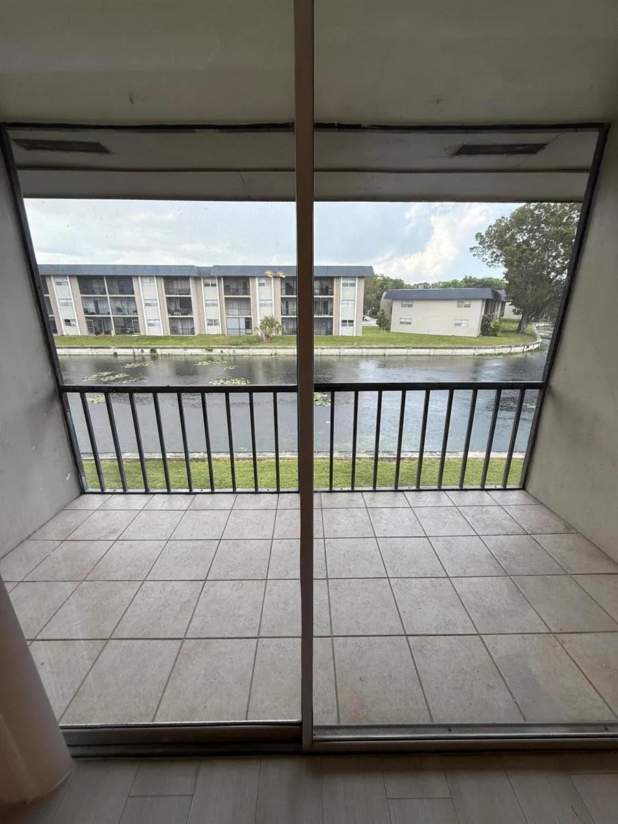 7925 S COLONY CIRCLE S #206 Tamarac, FL 33321