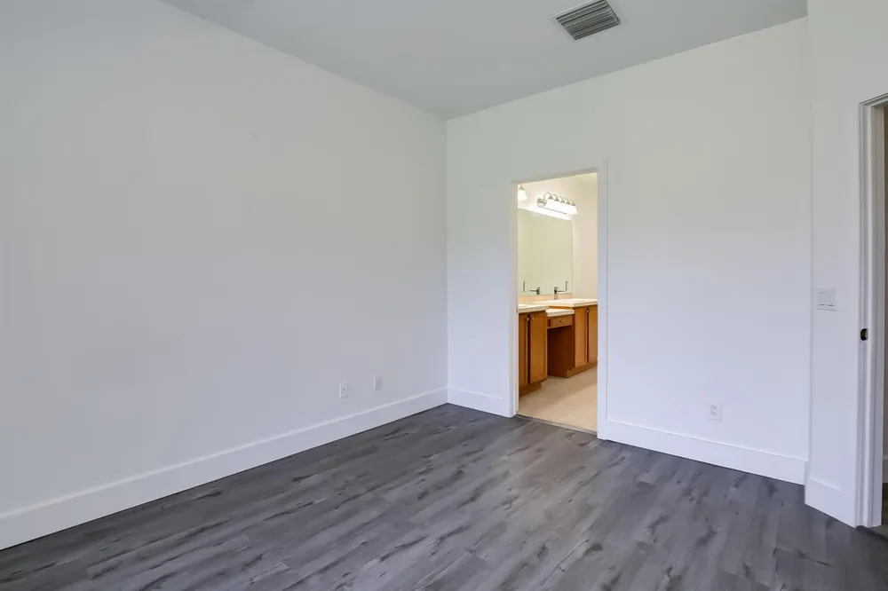 3902 SABAL WAY Fort Pierce, FL 34981
