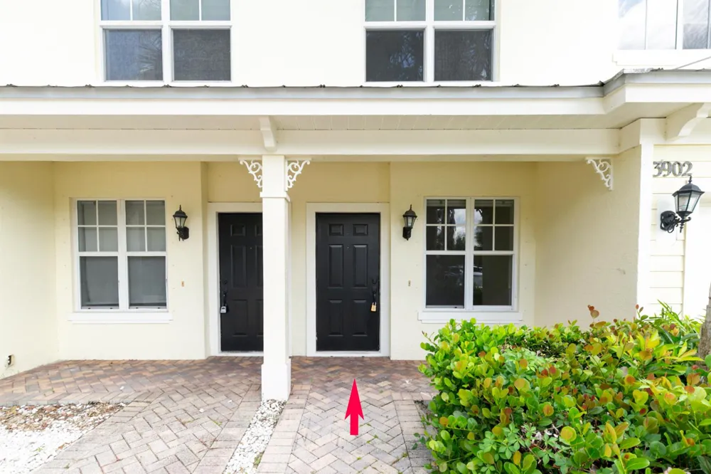 3902 SABAL WAY Fort Pierce, FL 34981