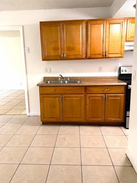 2058 NW 43RD TERRACE #1
