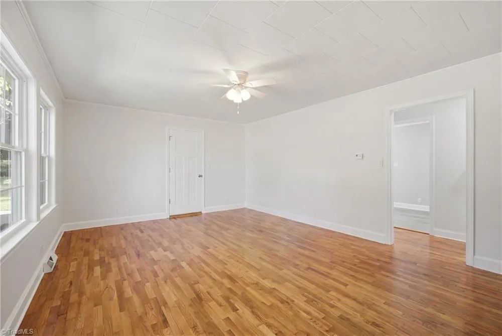 6224 E Old US Highway 421 East Bend, NC 27018