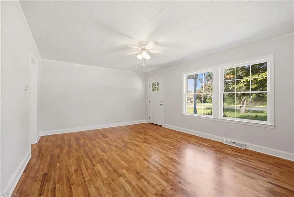 6224 E Old US Highway 421 East Bend, NC 27018