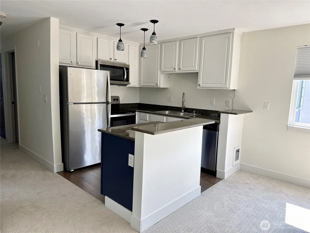 20324 Bothell Everett Hwy #F301 Bothell, WA 98012