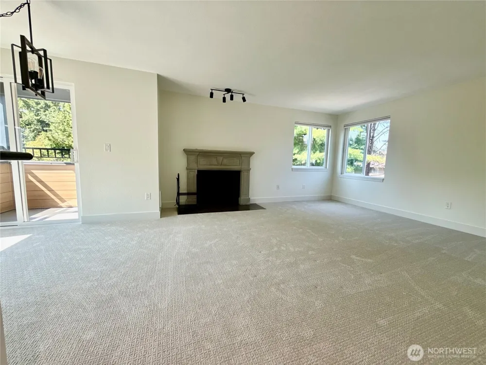 20324 Bothell Everett Hwy #F301 Bothell, WA 98012