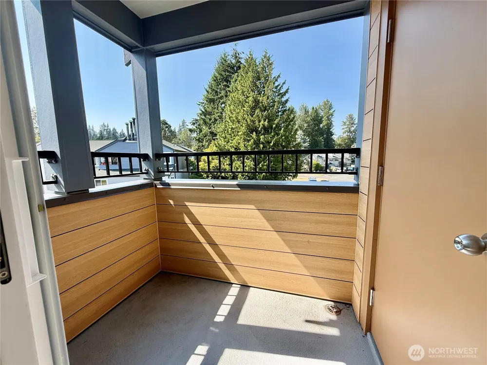 20324 Bothell Everett Hwy #F301 Bothell, WA 98012