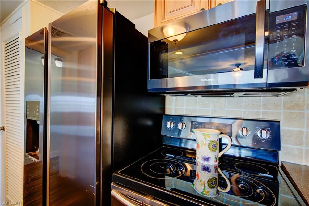 1900 Clifford Street #303 Fort Myers, FL 33901