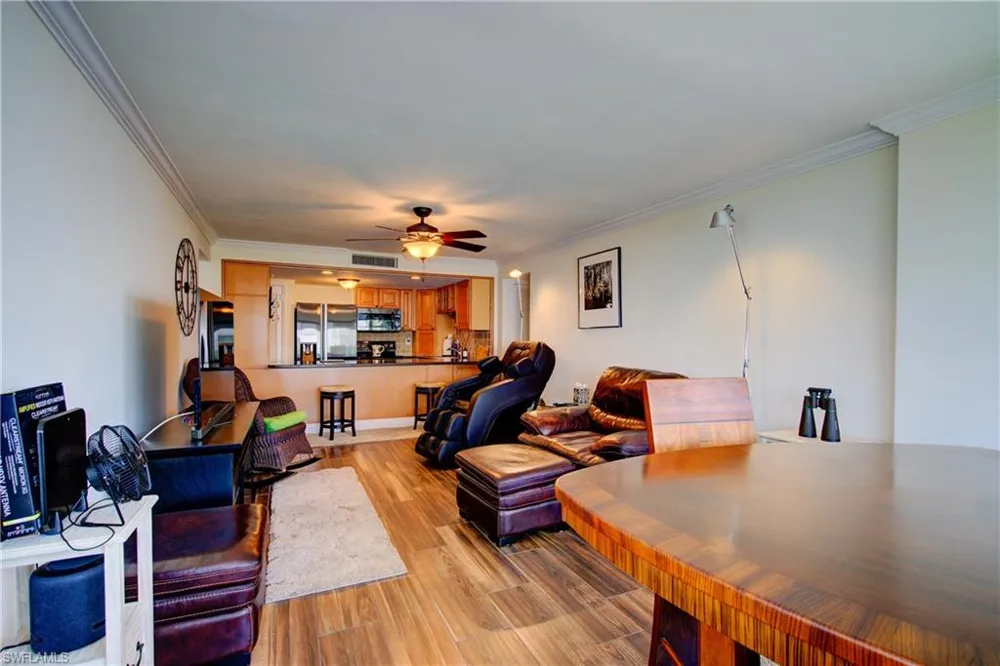 1900 Clifford Street #303 Fort Myers, FL 33901